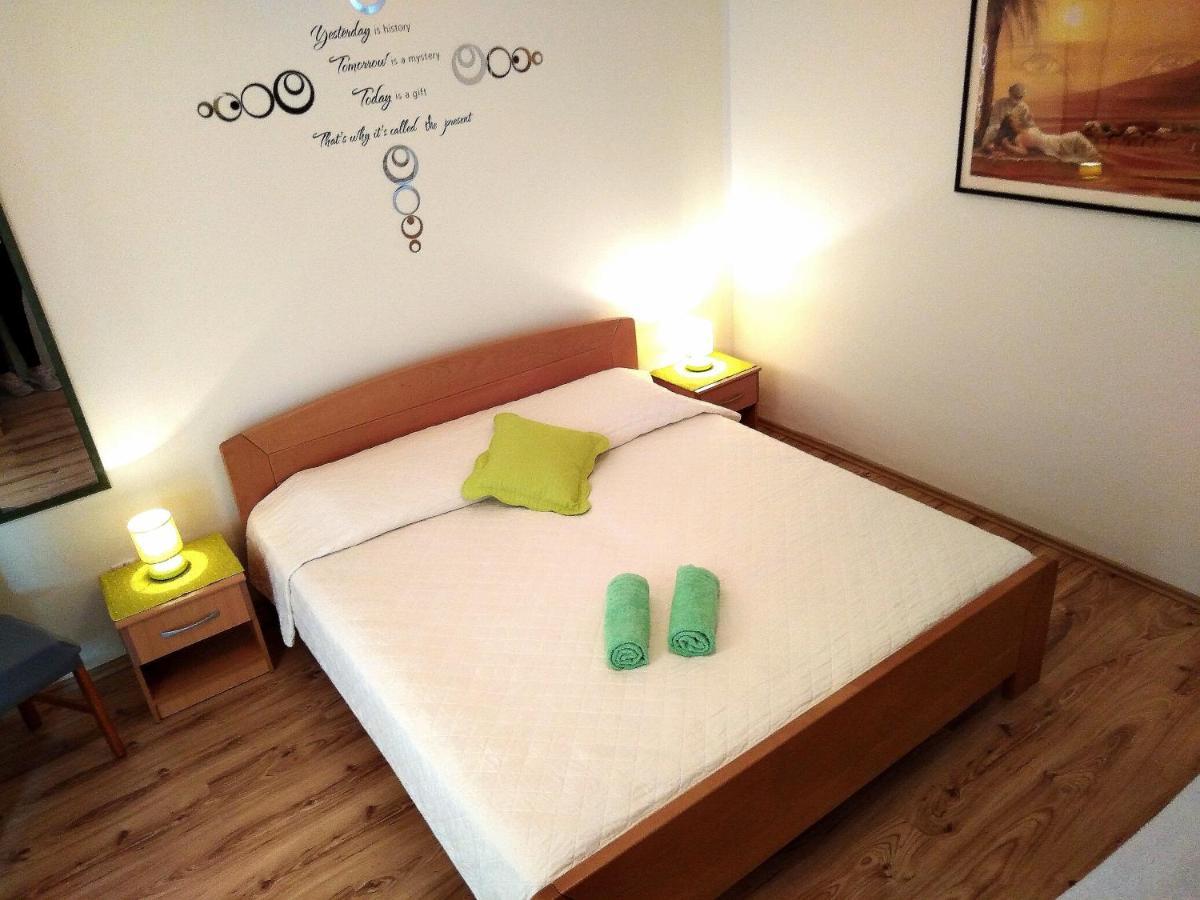 Apartments Green & Orange Đảo Hvar Ngoại thất bức ảnh