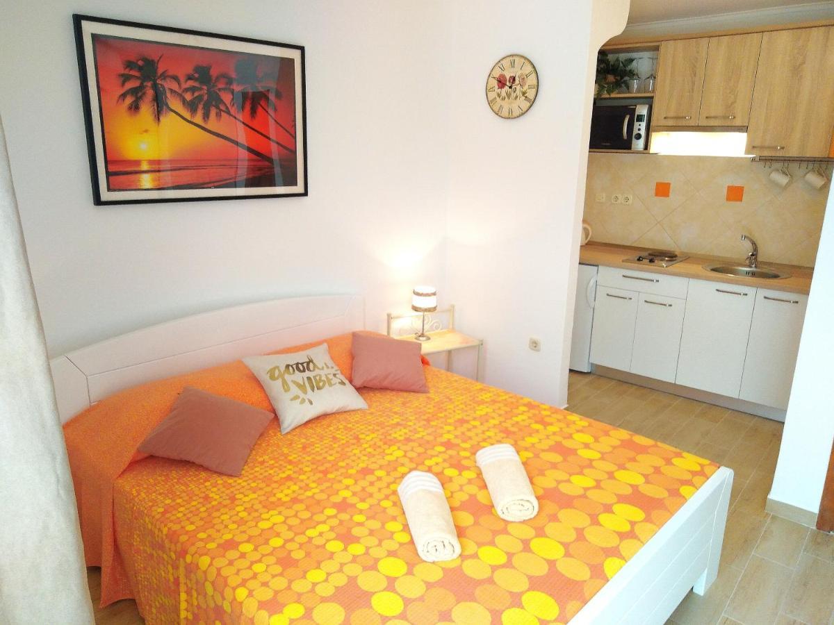 Apartments Green & Orange Đảo Hvar Ngoại thất bức ảnh