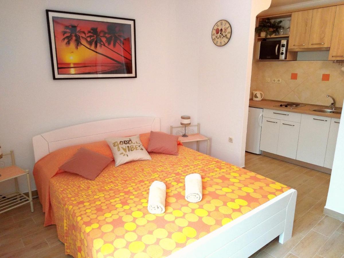 Apartments Green & Orange Đảo Hvar Ngoại thất bức ảnh