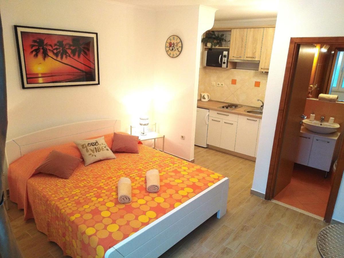 Apartments Green & Orange Đảo Hvar Ngoại thất bức ảnh