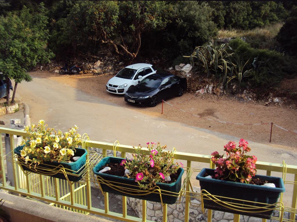 Apartments Green & Orange Đảo Hvar Ngoại thất bức ảnh